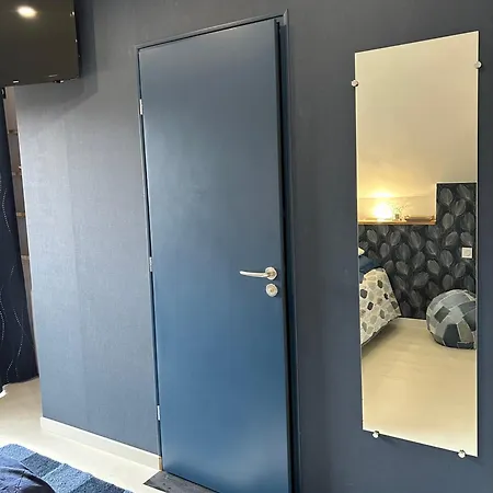 Chambre Dans Residence A Proximite De Sentiers De Randonnee Incroyables Remiremont Exterior photo